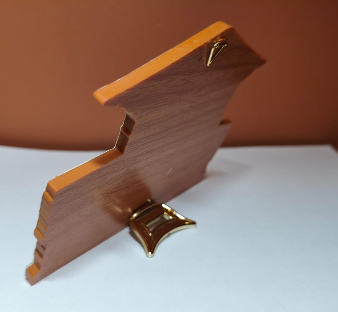 Nativity Stable Desktop Plaque